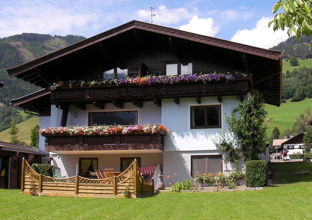 Chalet Anna Appartment Uttendorf Exterior photo